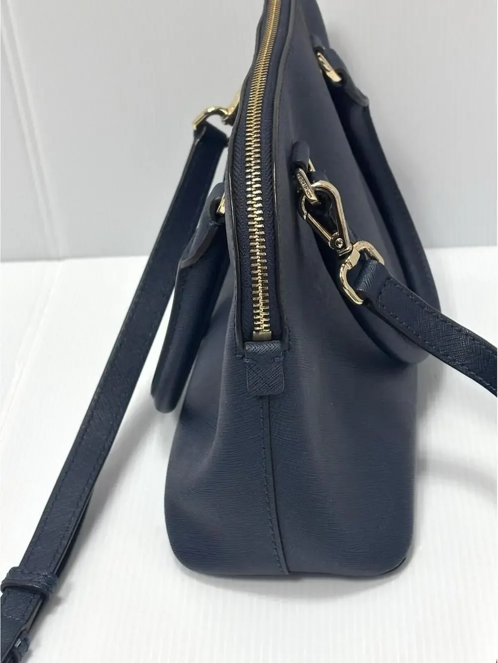 Michael Kors Navy Blue Saffiano Satchel Dome Crossbody Bag GUC